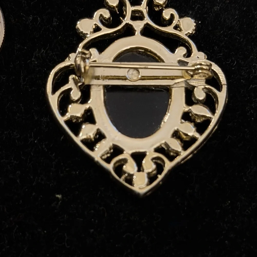 Gold-Tone Black Cameo Heart Pendant Necklace - Classic Women's Jewelry